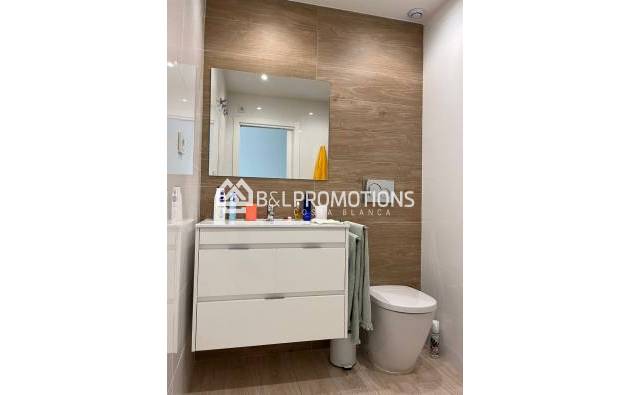 Ferienvermietung - Appartement -
Torrevieja