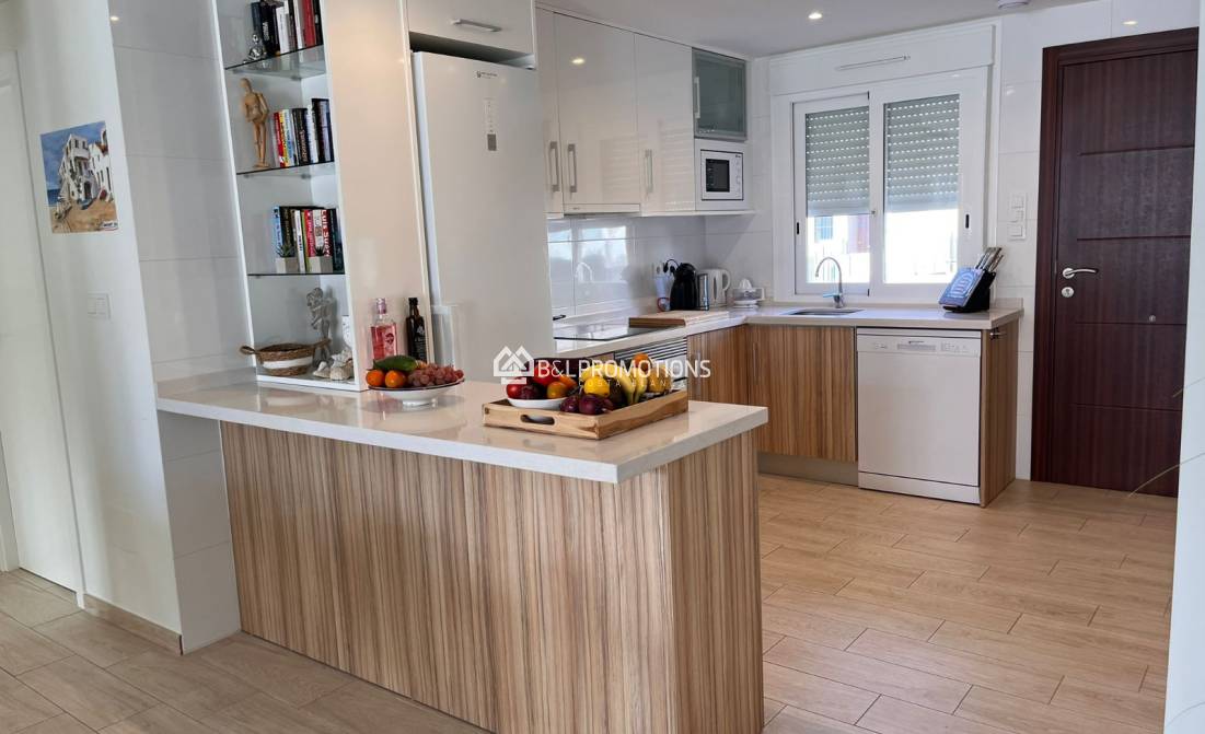 Ferienvermietung - Appartement -
Torrevieja