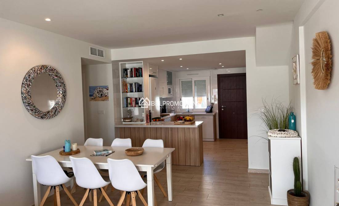 Ferienvermietung - Appartement -
Torrevieja