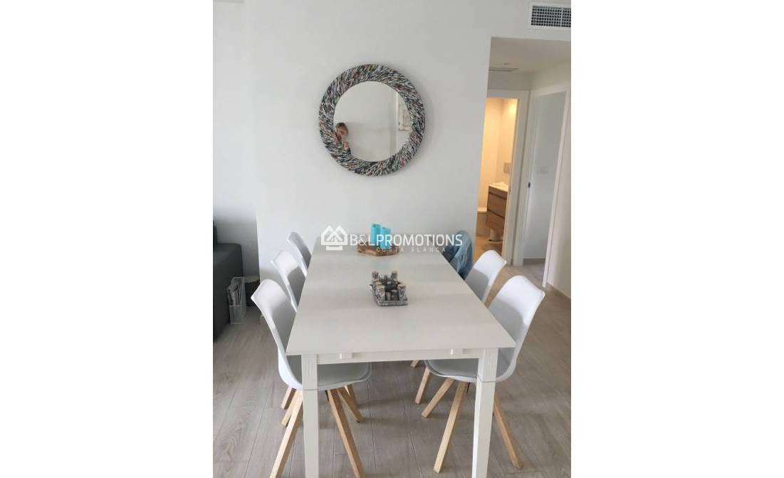 Ferienvermietung - Appartement -
Torrevieja