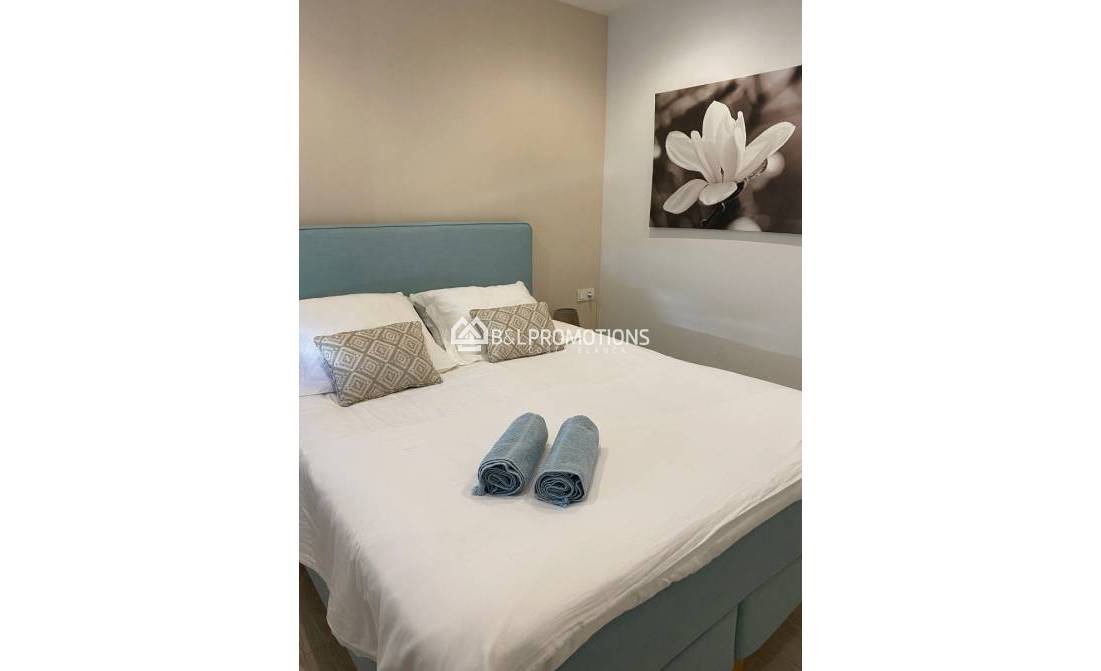 Ferienvermietung - Appartement -
Torrevieja