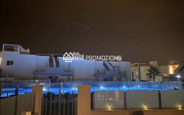 Ferienvermietung - Appartement -
Torrevieja