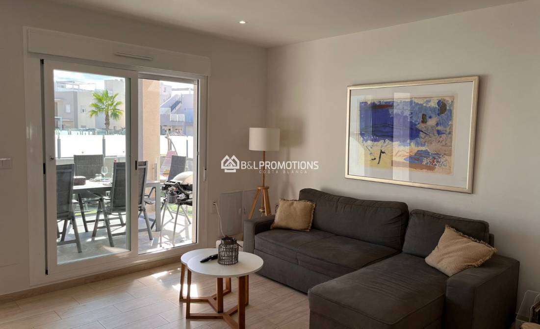 Ferienvermietung - Appartement -
Torrevieja