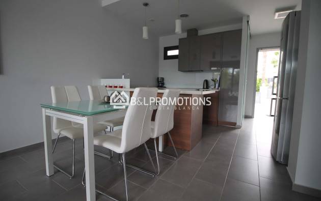 Herverkoop - Appartement -
Orihuela Costa - Villamartin