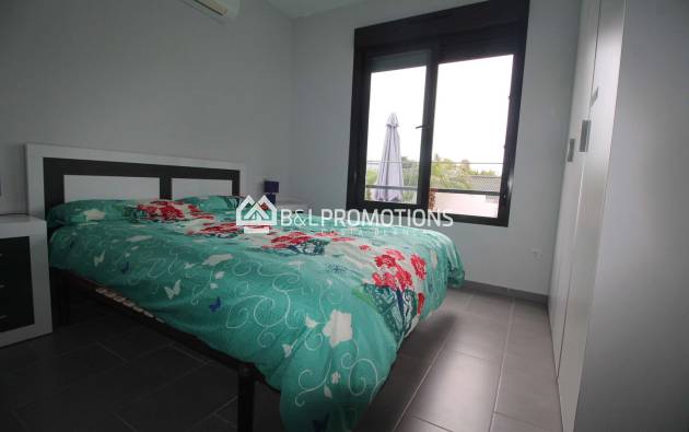 Herverkoop - Appartement -
Orihuela Costa - Villamartin