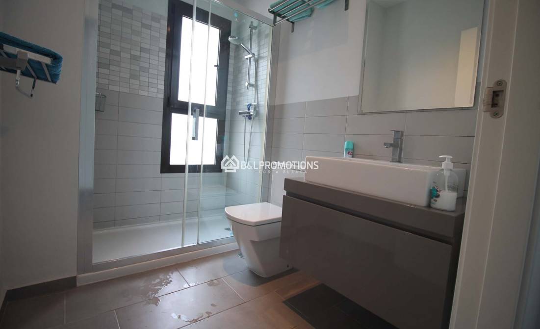 Herverkoop - Appartement -
Orihuela Costa - Villamartin