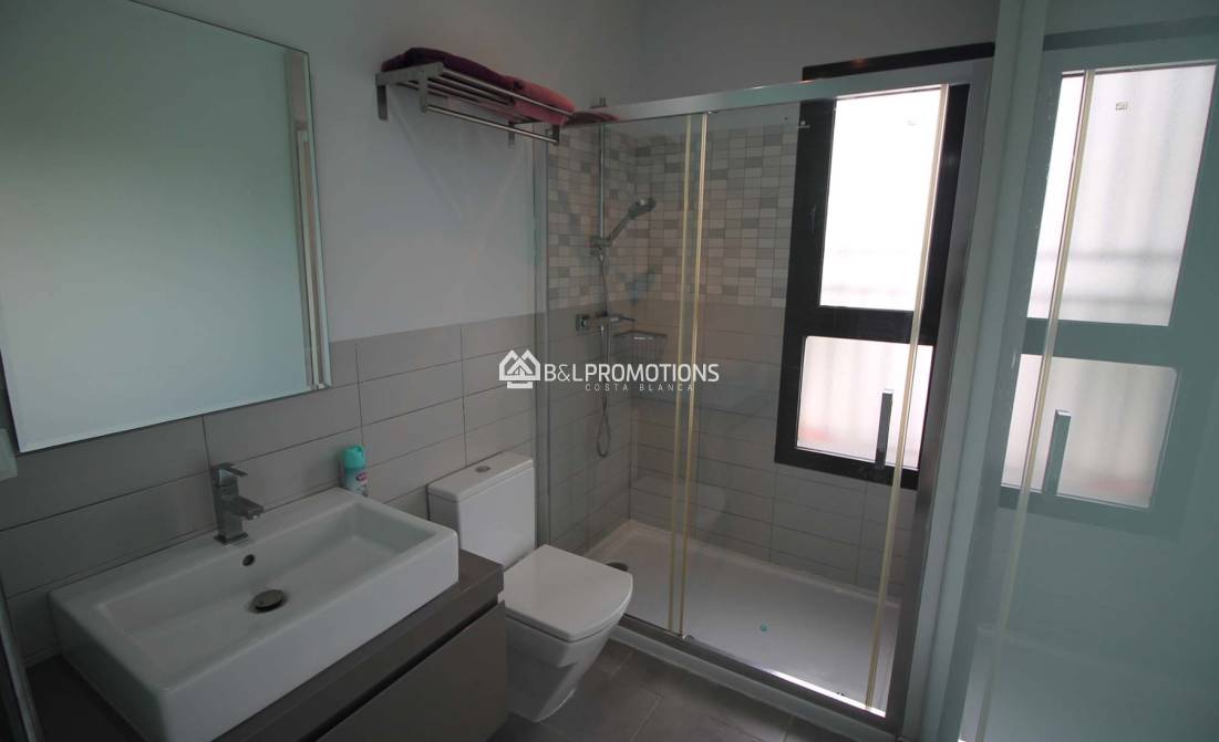 Herverkoop - Appartement -
Orihuela Costa - Villamartin