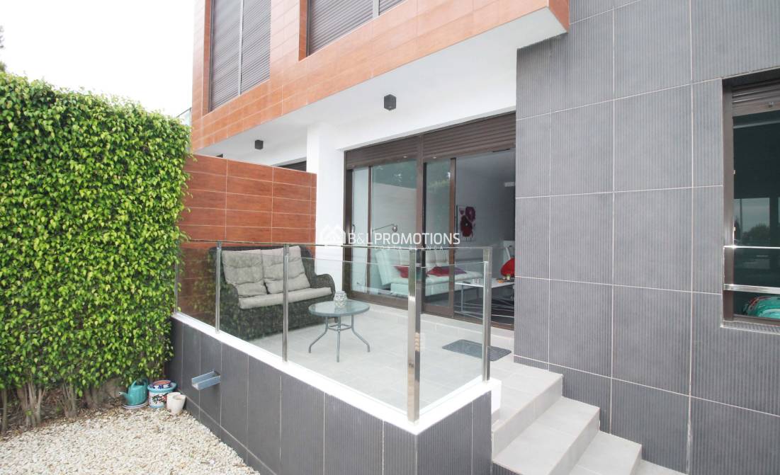 Herverkoop - Appartement -
Orihuela Costa - Villamartin