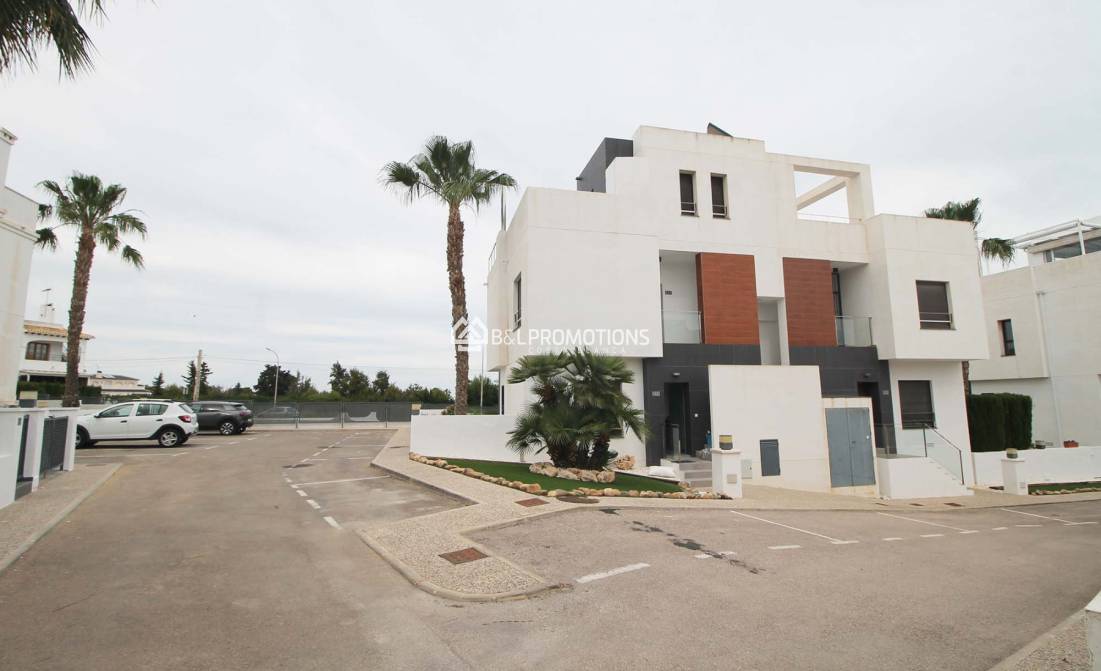 Herverkoop - Appartement -
Orihuela Costa - Villamartin