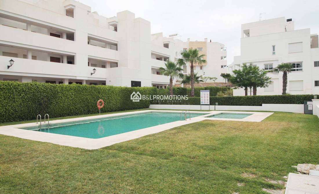 Herverkoop - Appartement -
Orihuela Costa - Villamartin
